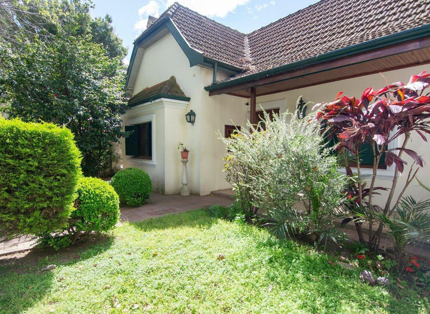 Foto de Venta Casa 4 ambientes c/cochera/quincho/parrilla/jardín - Florida, imagen 1