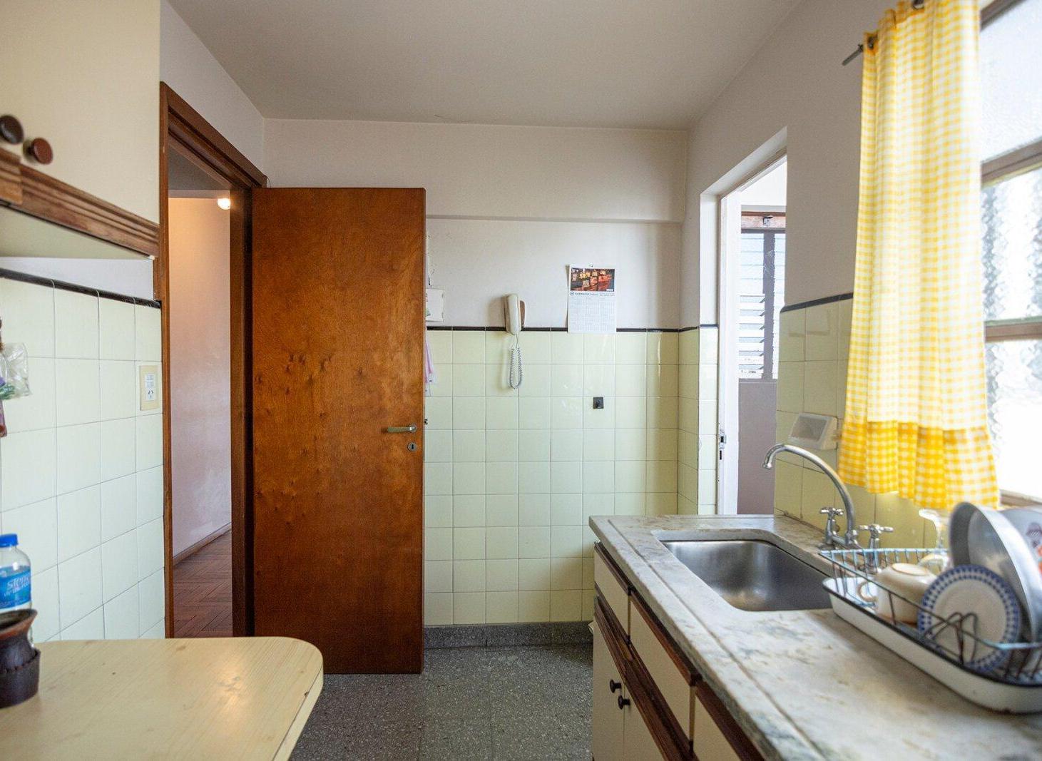 Foto de VENTA DEPARTAMENTO 4 AMBIENTES EN SAN TELMO, imagen 3