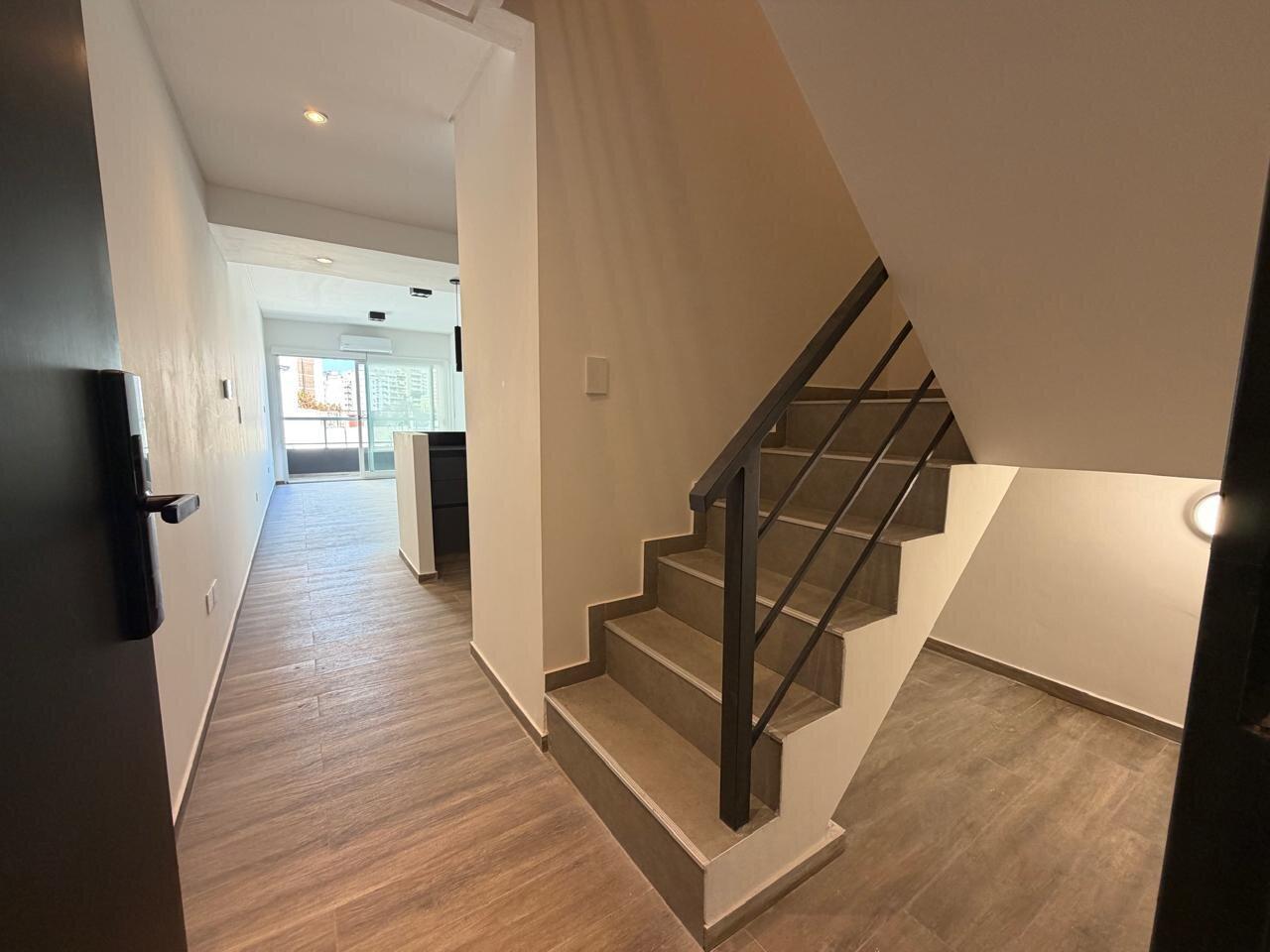 Foto de Venta depto. Duplex 3 amb con balcón, terraza y parrilla en Villa Crespo, imagen 4