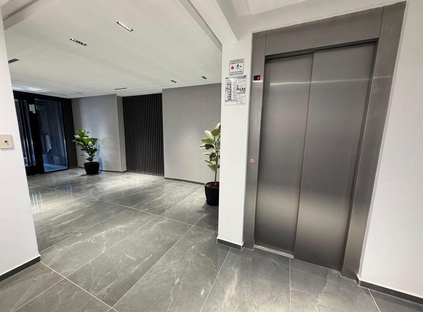 Foto de Venta depto. Duplex 3 amb con balcón, terraza y parrilla en Villa Crespo, imagen 2