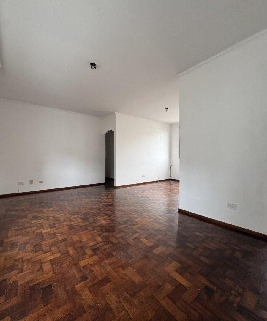 Foto de Venta departamento de 3 amb. dep/serv. Belgrano, imagen 3