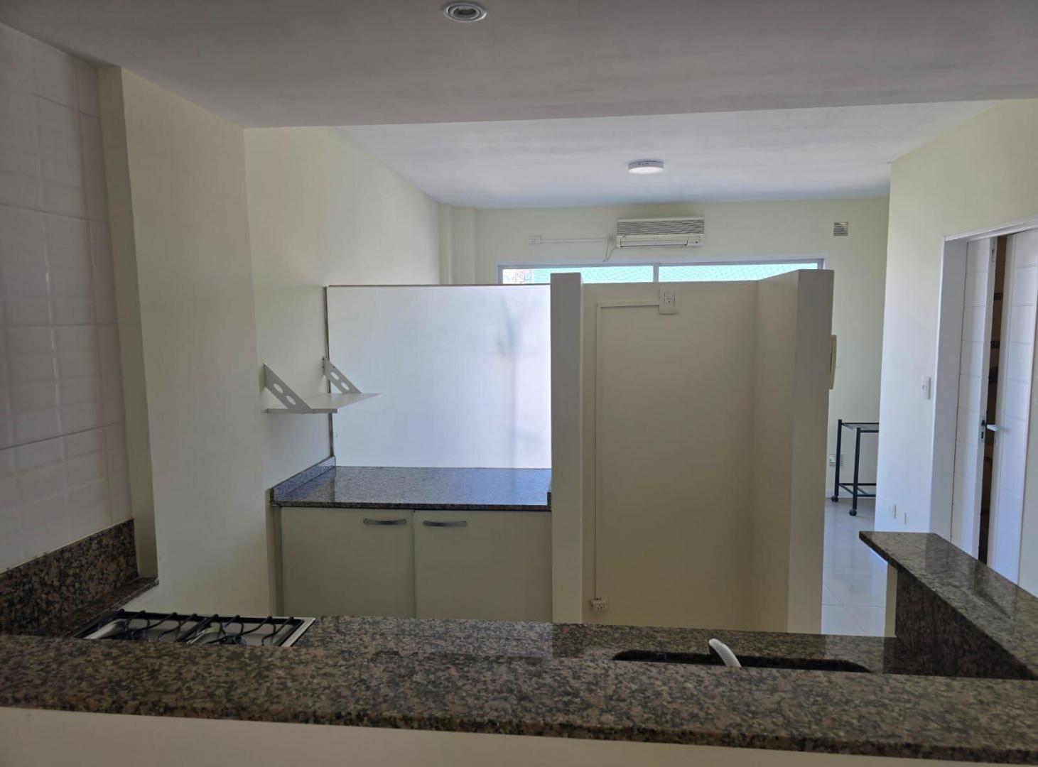 Foto de alquiler departamento en Parque Chacabuco, imagen 5