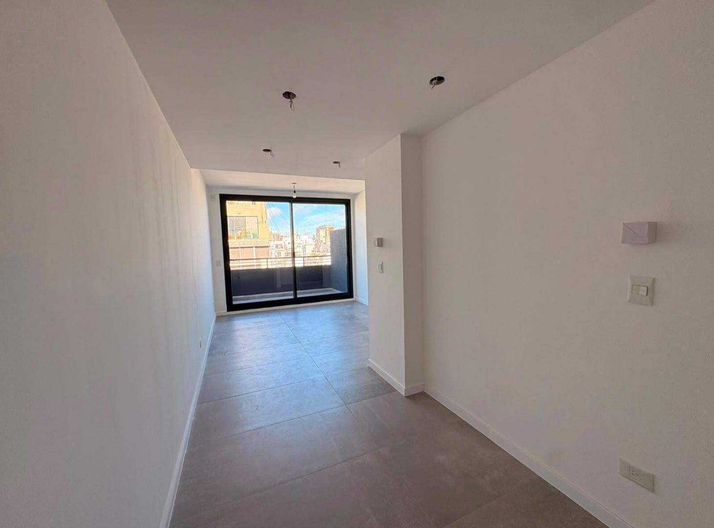 Foto de Venta departamento 2 ambientes piso alto muy luminoso nuevo a estrenar, imagen 3