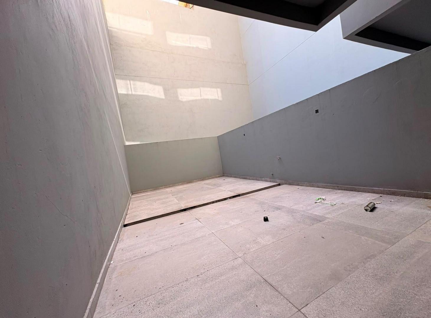 Foto de Venta departamento monoambiente con patio nuevo a estrenar Barrio norte, imagen 5