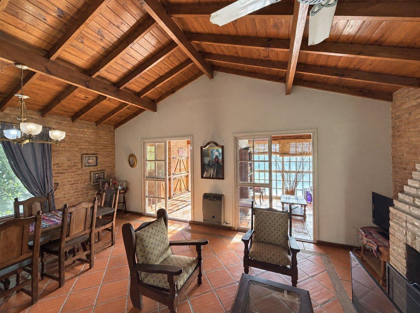 Foto de VENTA CASA - PILETA - CLUB DE CAMPO PUEYRREDÓN, imagen 5