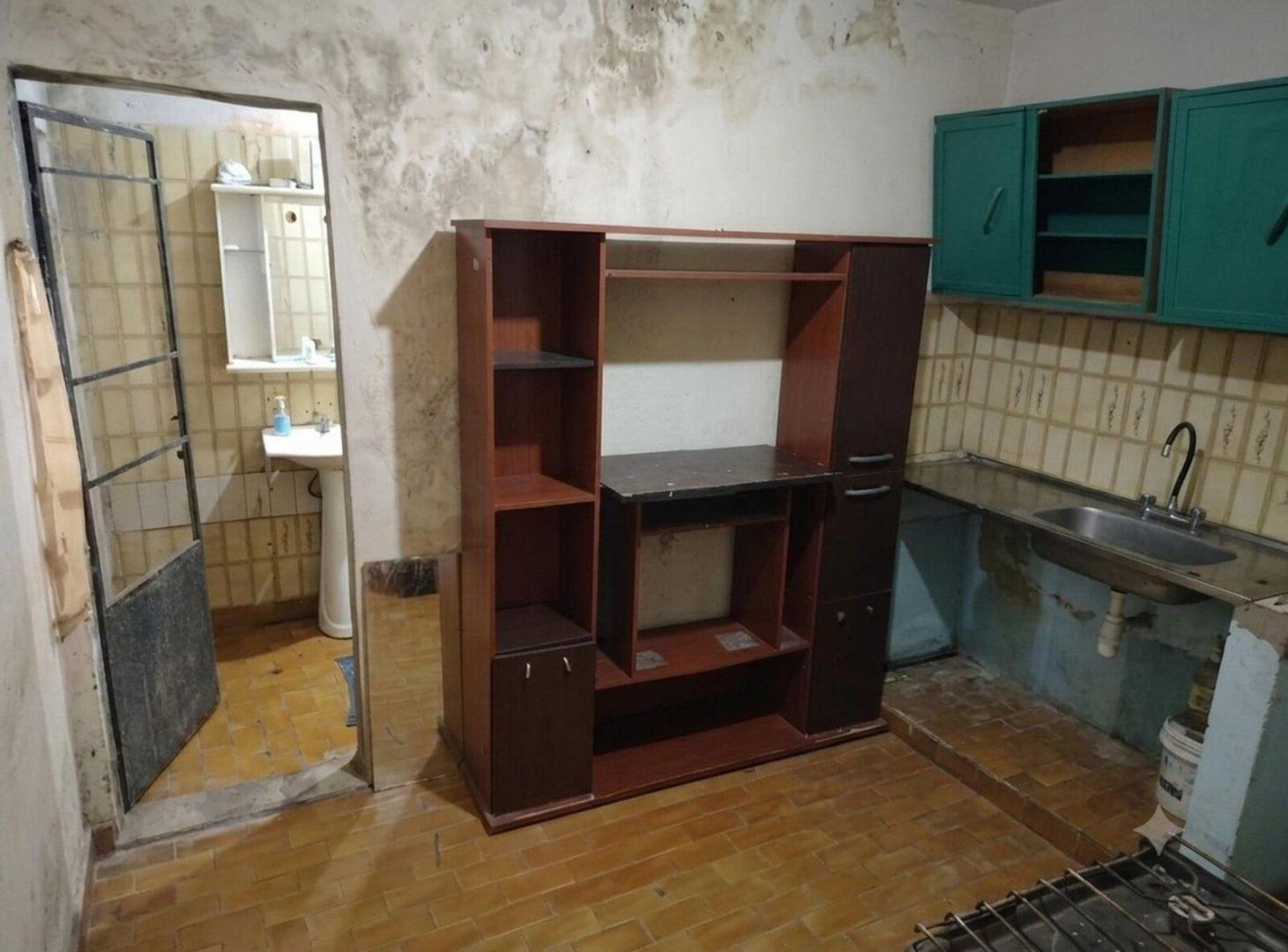 Foto de Venta Galpón en Pompeya con vivienda u oficina., imagen 3