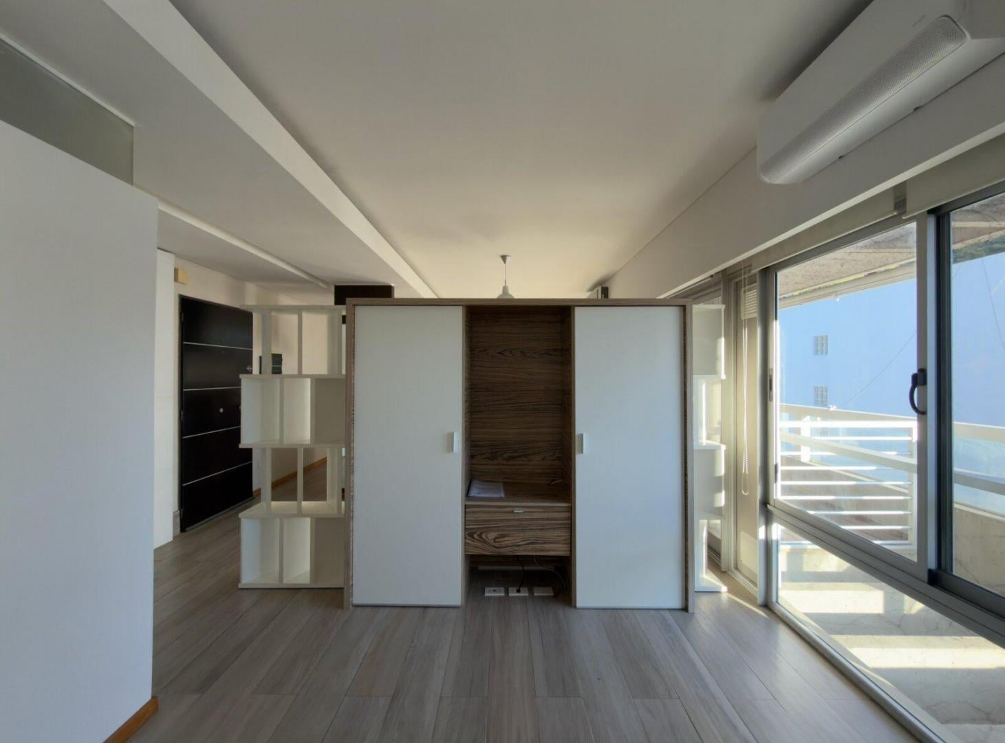 Foto de Excelente Loft Divisible a 2 Amb. (Placard Divisor Fijo) con Balcón, imagen 4