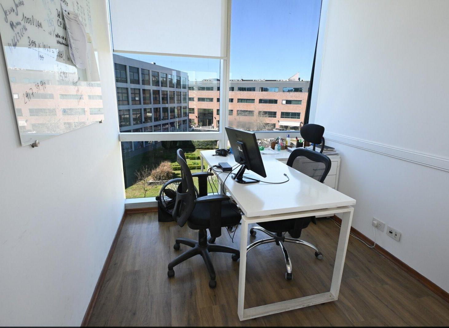 Foto de Oficina con renta en Office Park Panamericana - Ideal inversor, imagen 1