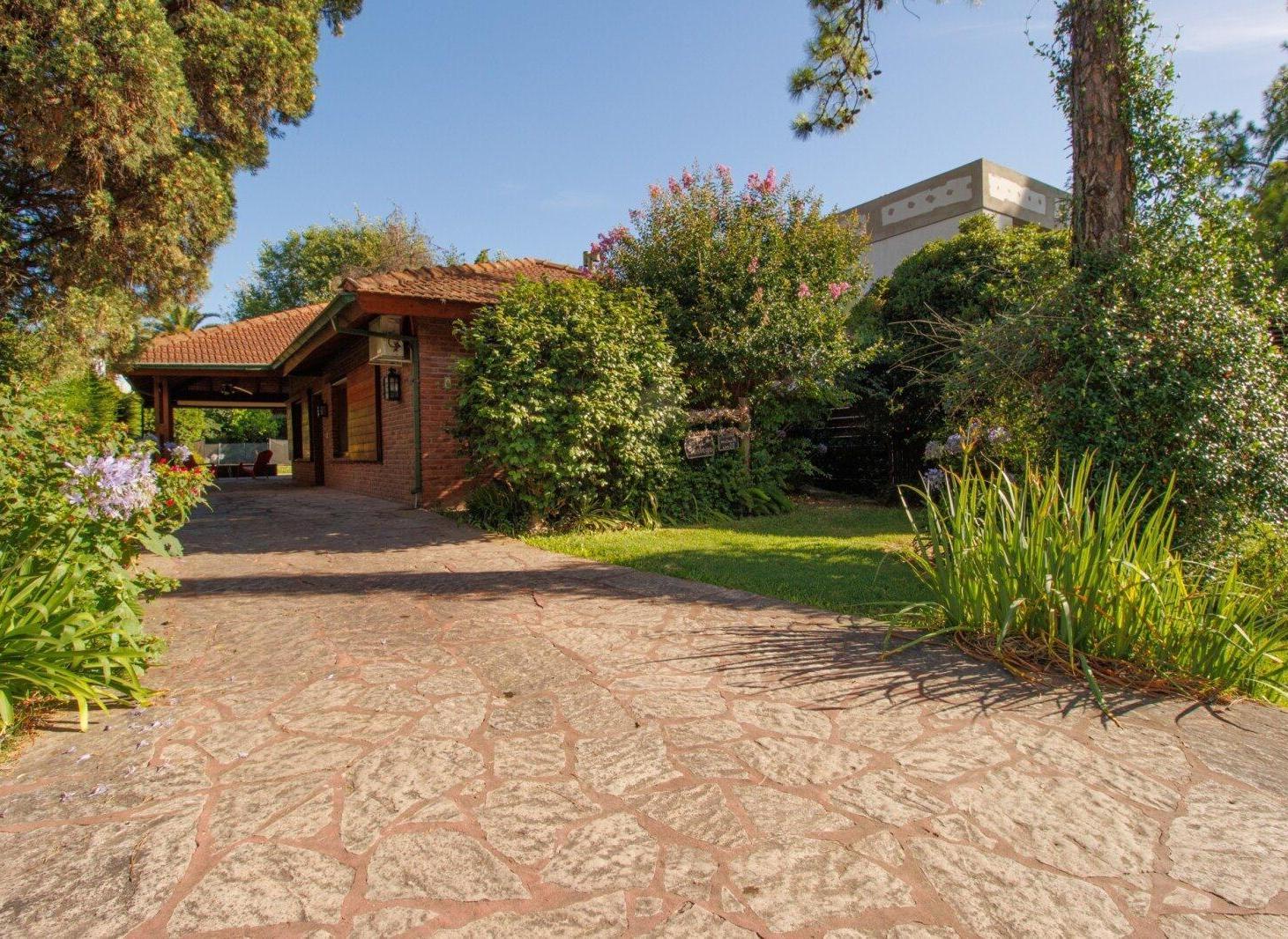 Foto de VENTA CASA 4 AMB. Maschwitz Club- Pileta-Parrilla, imagen 1