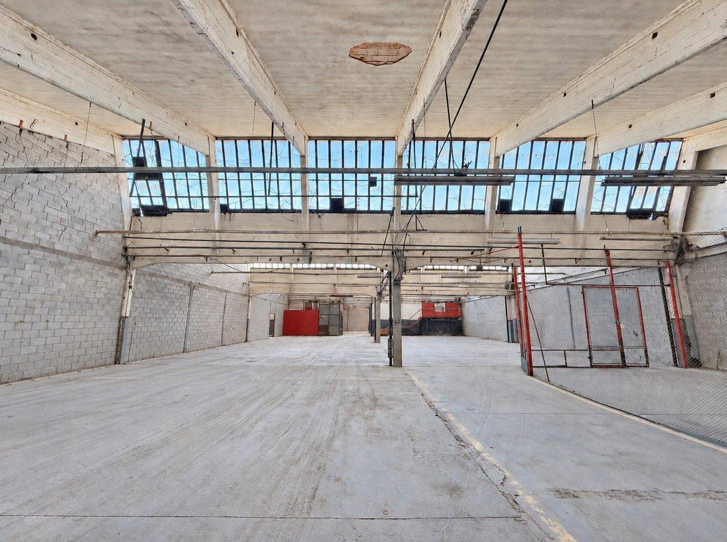 Foto de GALPÓN EN ALQUILER EN FLORIDA OESTE PREDIO CERRADO | 1.039 M² APROX. |, imagen 2