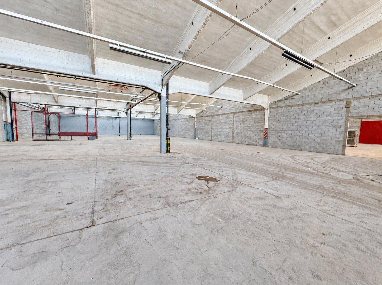 Foto de GALPÓN EN ALQUILER EN FLORIDA OESTE PREDIO CERRADO | 1.039 M² APROX. |, imagen 4