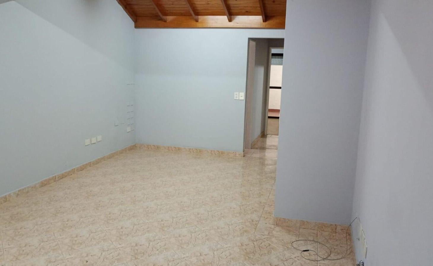Foto de ALQUILER Excelente PH 3 Amb. con Patio en Martínez, imagen 3