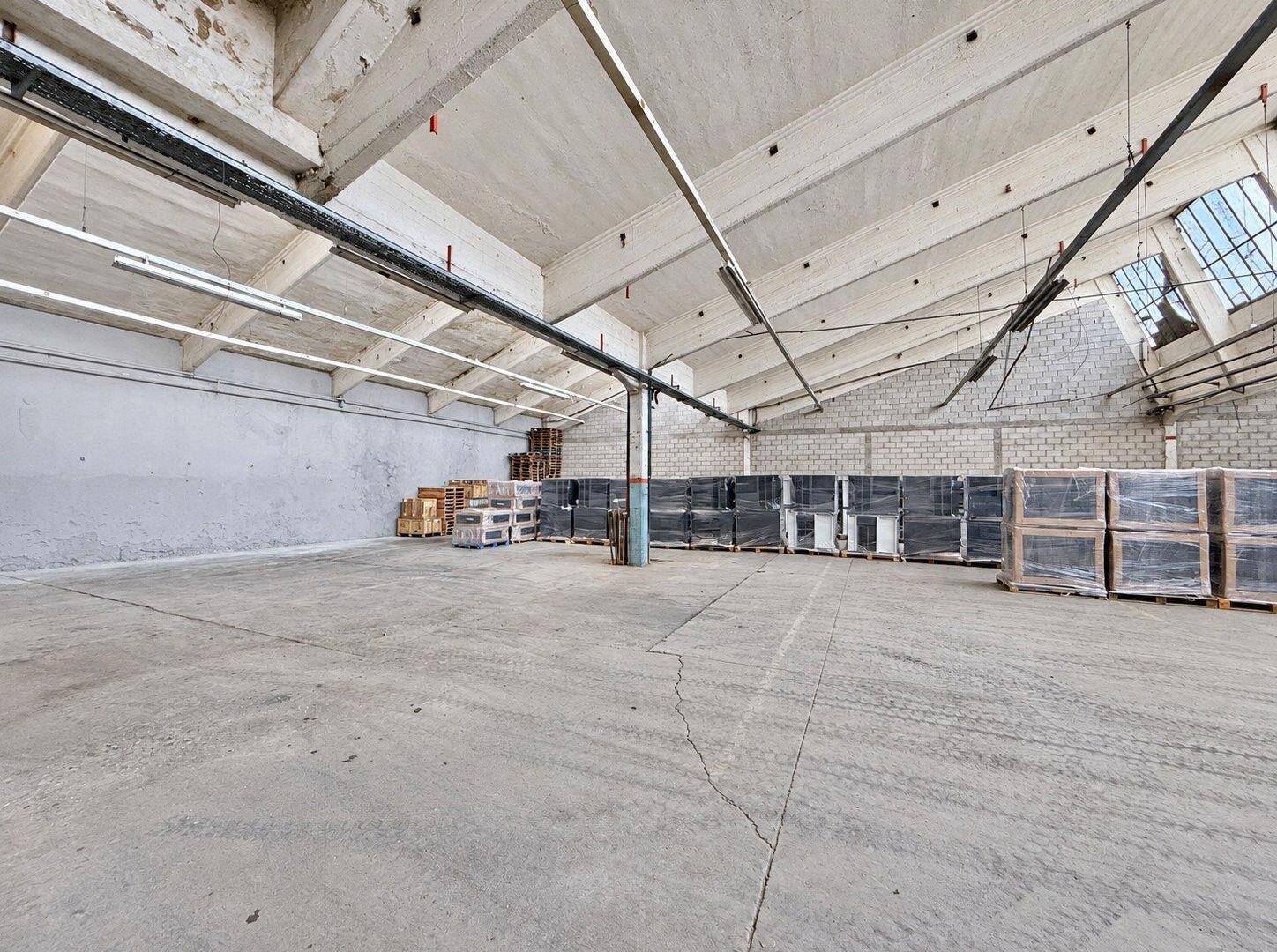 Foto de 2 GALPONES EN ALQUILER EN FLORIDA OESTE | 2.082 M² APROX. CON CONEXIÓN, imagen 3