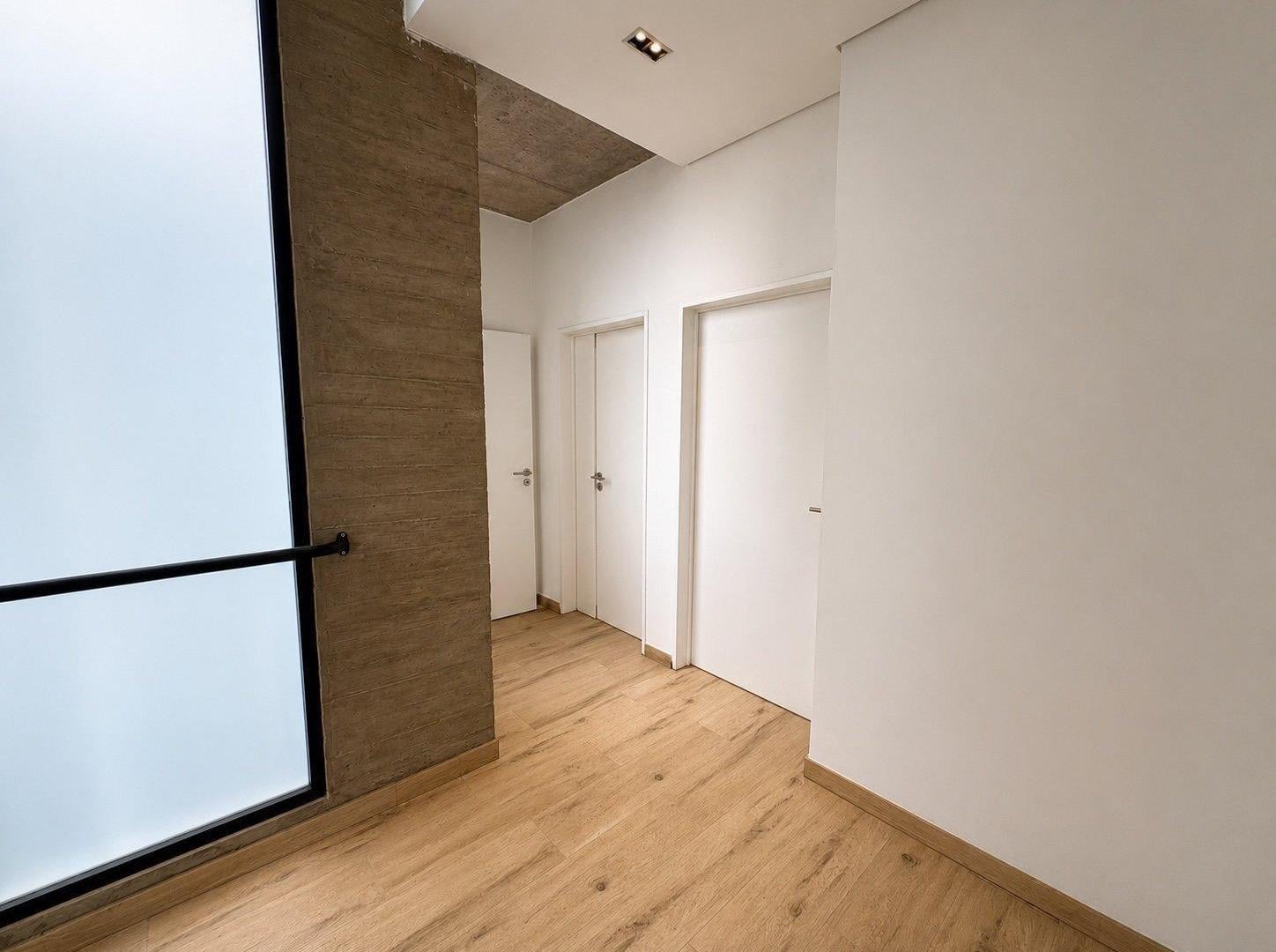 Foto de Alquiler departamento monoambiente amplio Pileta, nuevo a estrenar, imagen 3