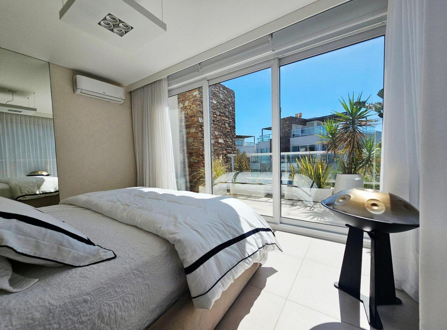 Foto de Venta Departamento AMOBLADO 4 Ambientes, La Balconada, Castaños, imagen 2