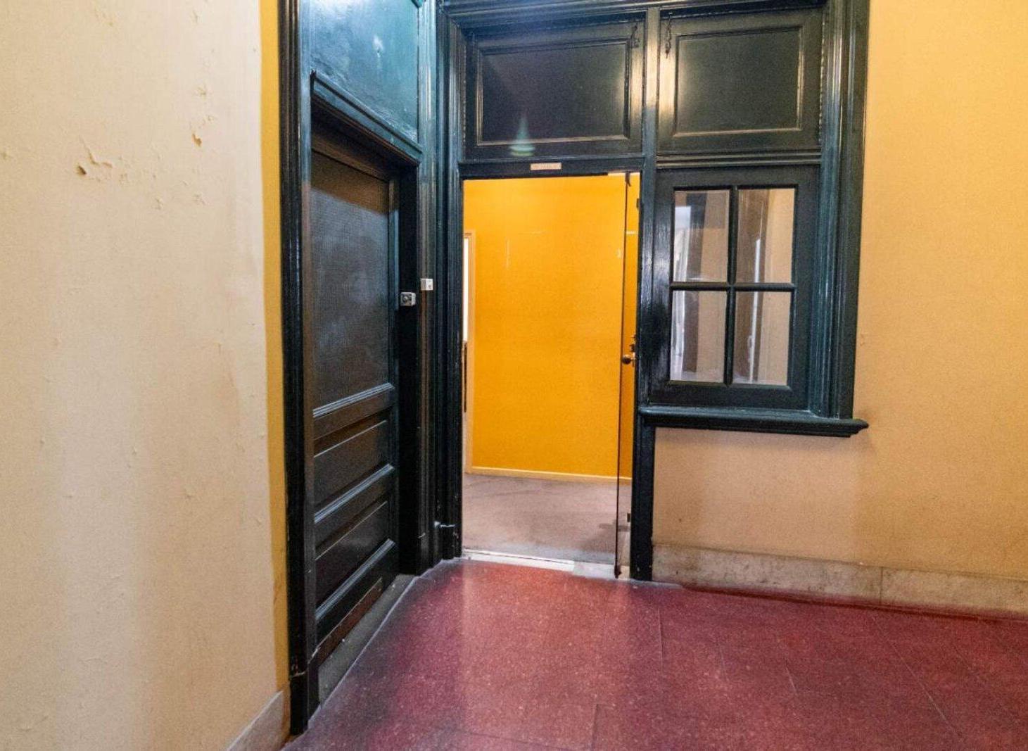 Foto de Oficina doble 62 m² Solo uso comercial Microcentro, imagen 2