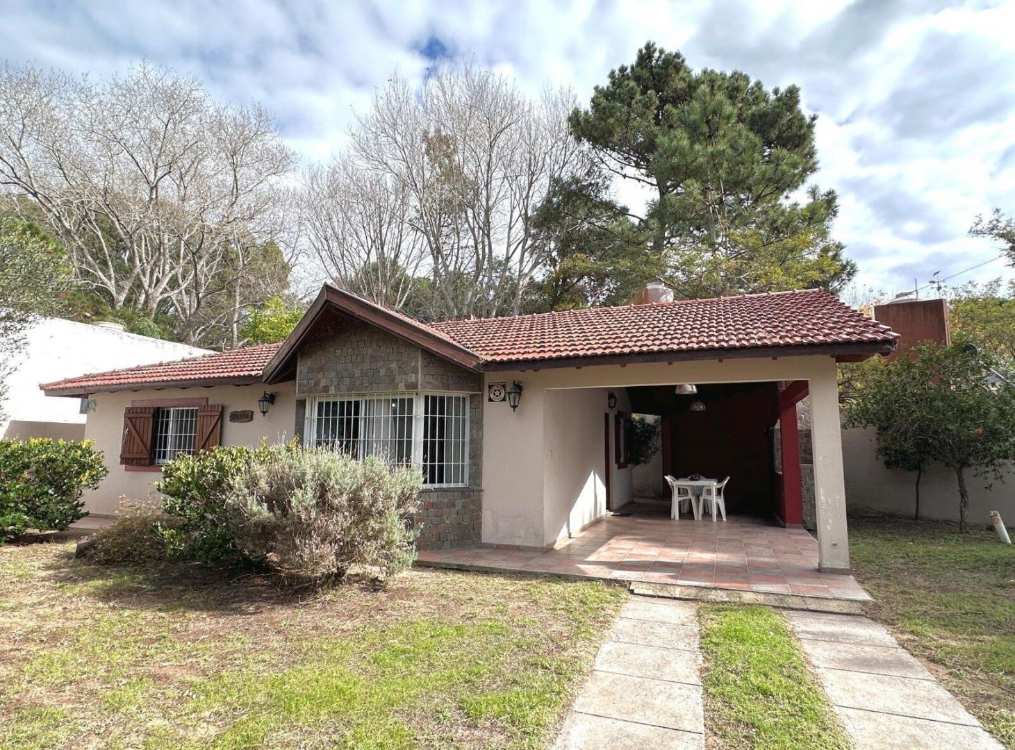 Foto de Venta casa 3 amb en Aguas Verdes con parque y galería, imagen 1