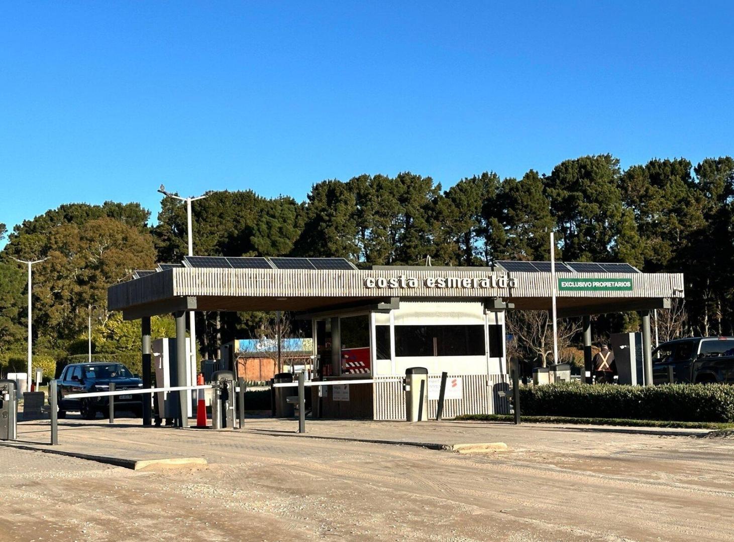 Foto de Venta Lote Costa Esmeralda Barrio Senderos I, imagen 1