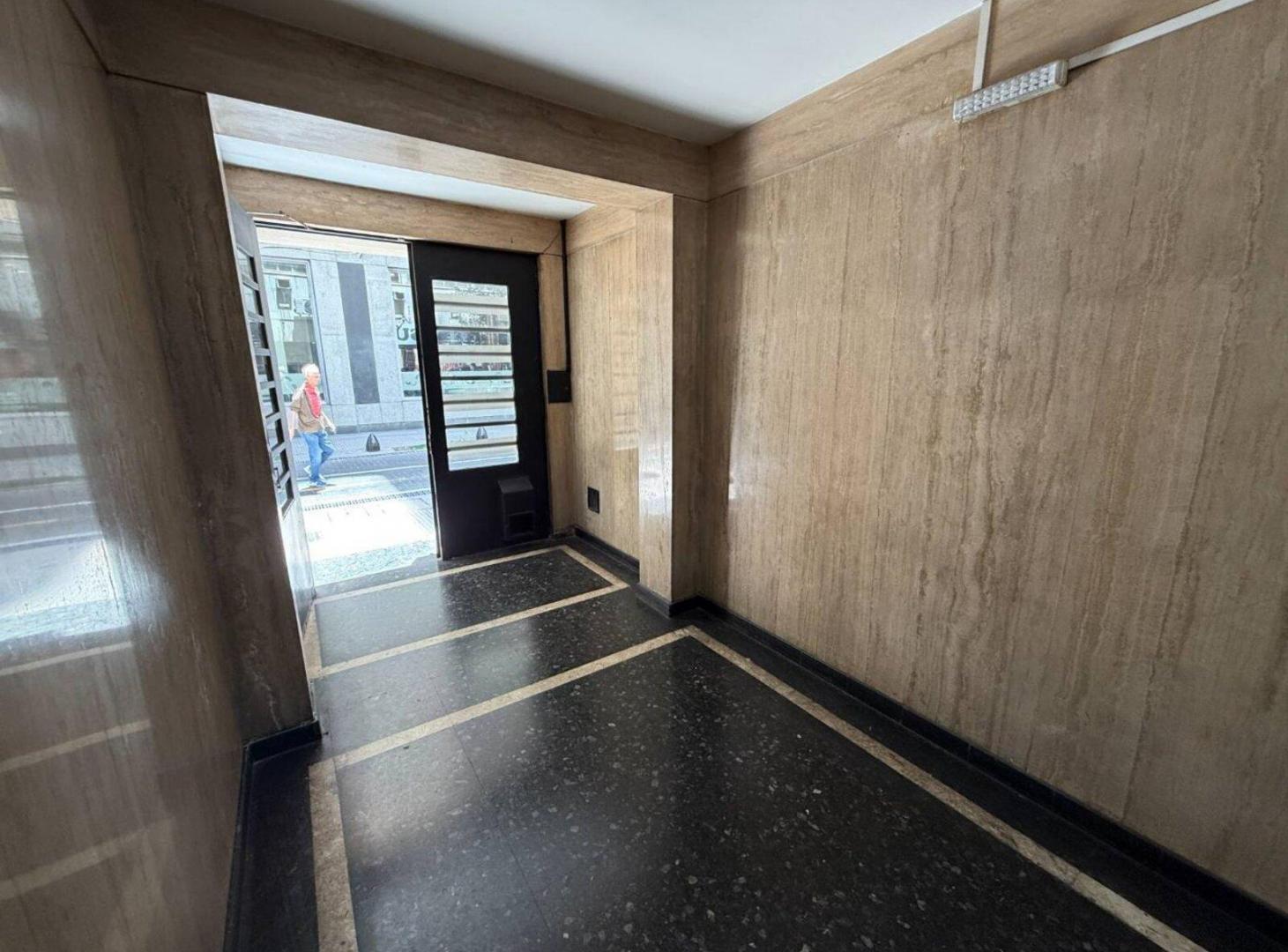 Foto de Oficina en Venta - Microcentro - A refaccionar, imagen 5