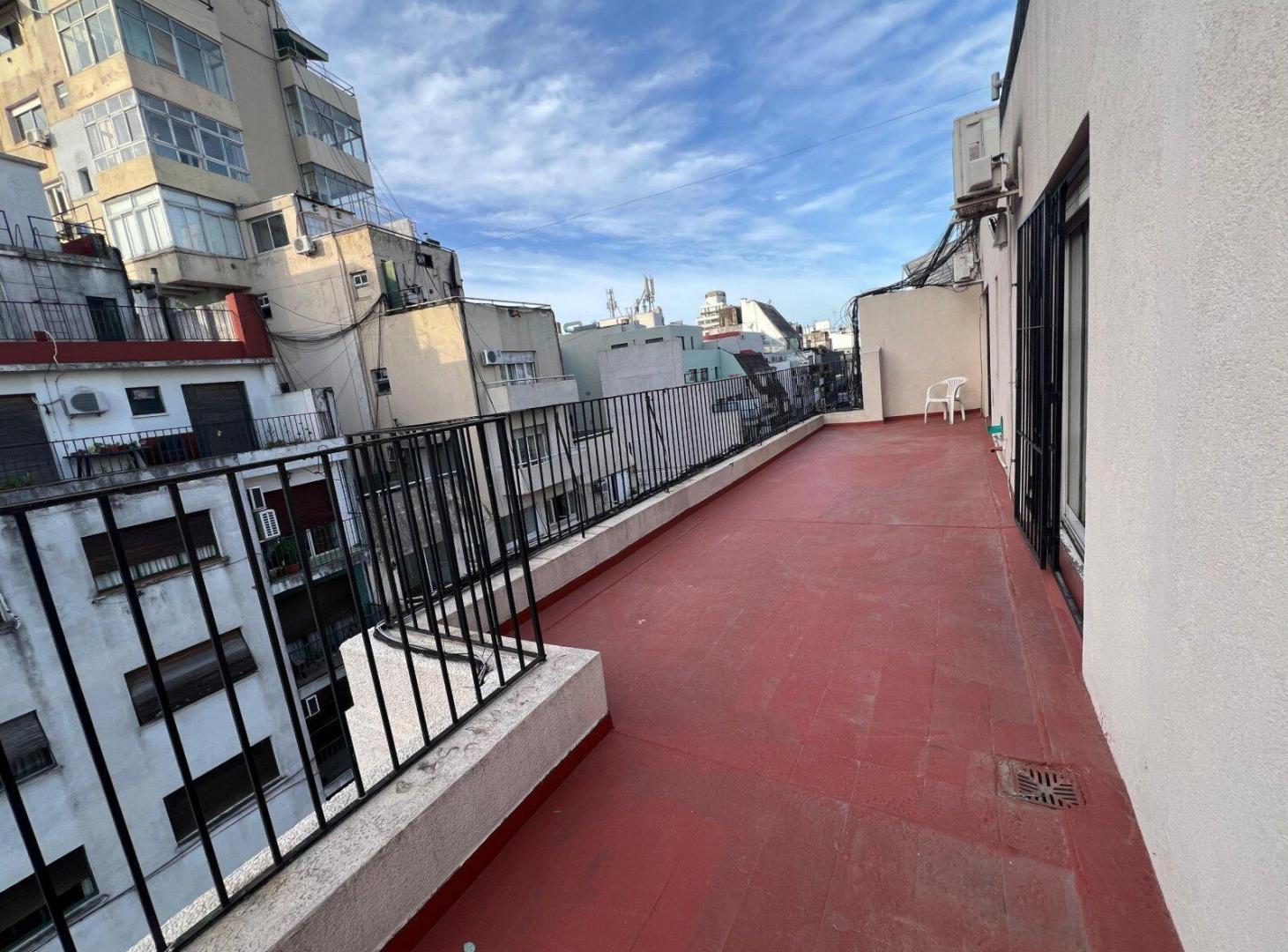 Foto de VENTA 2 DORMITORIOS FRENTE A PLAZA HOUSSAY BARRIO NORTE VISTA, imagen 4