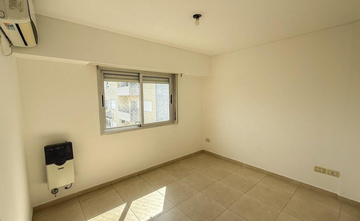 Foto de Venta Departamento 2 amb c/ balcon/cochera - Morón, imagen 5