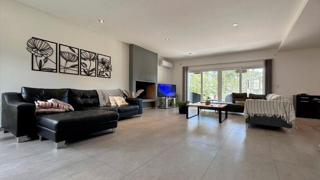 Foto de Casa en venta Alamos II Pinamar, imagen 2