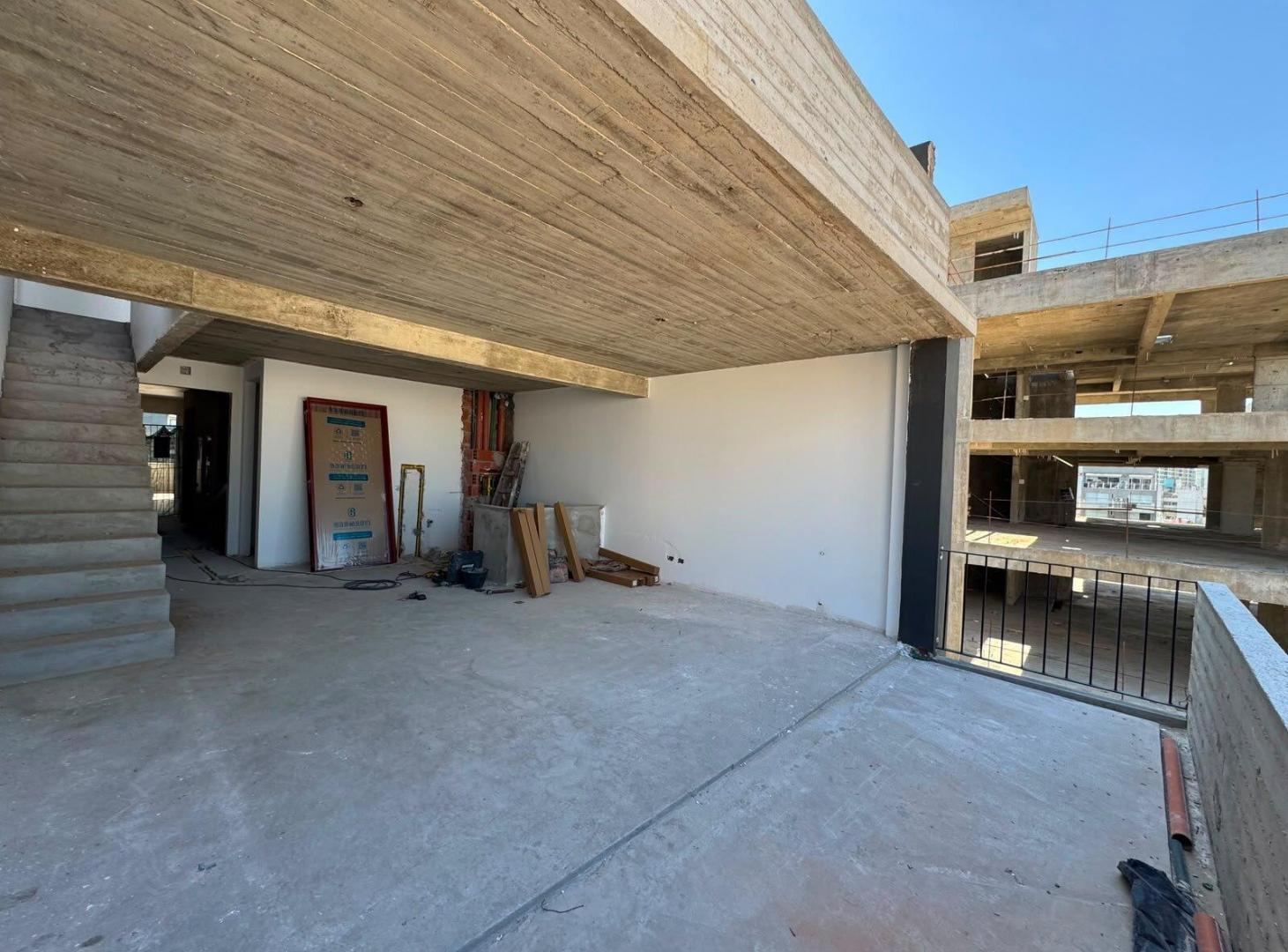 Foto de VENTA DEPARTAMENTO 4 AMBIENTES CON BALCON TERRAZA COLEGIALES, imagen 2