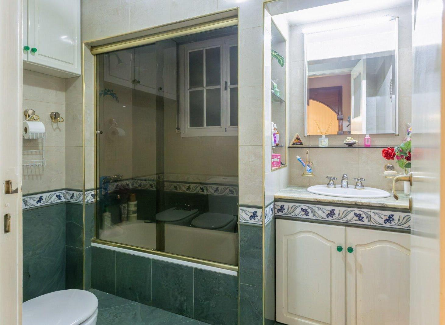 Foto de VENTA - Imponente Casa 6 amb Ramos Mejía (quincho pileta parque + 2da, imagen 4