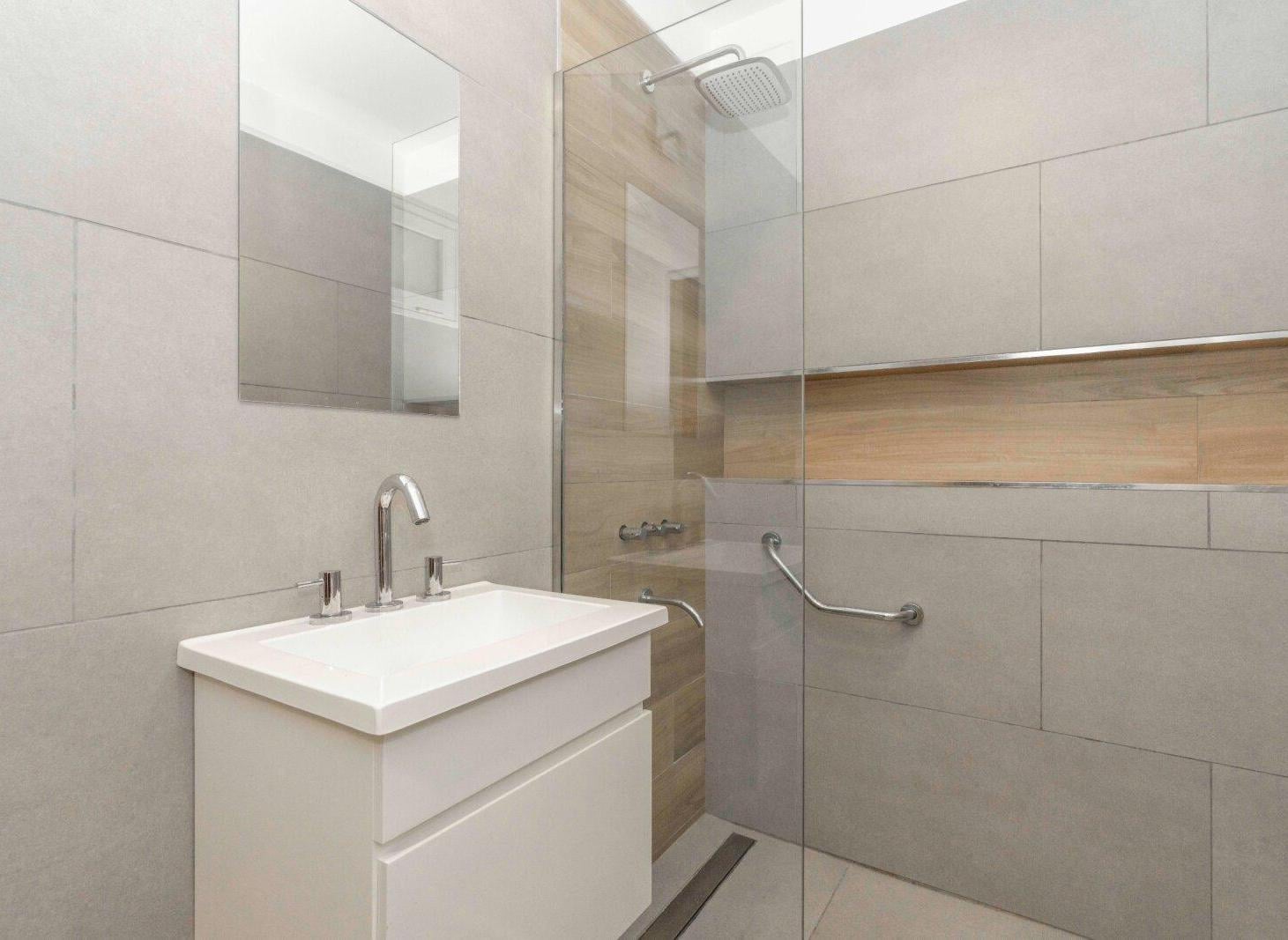 Foto de Venta 3 amb reciclado a nuevo con patio y balcón, imagen 5