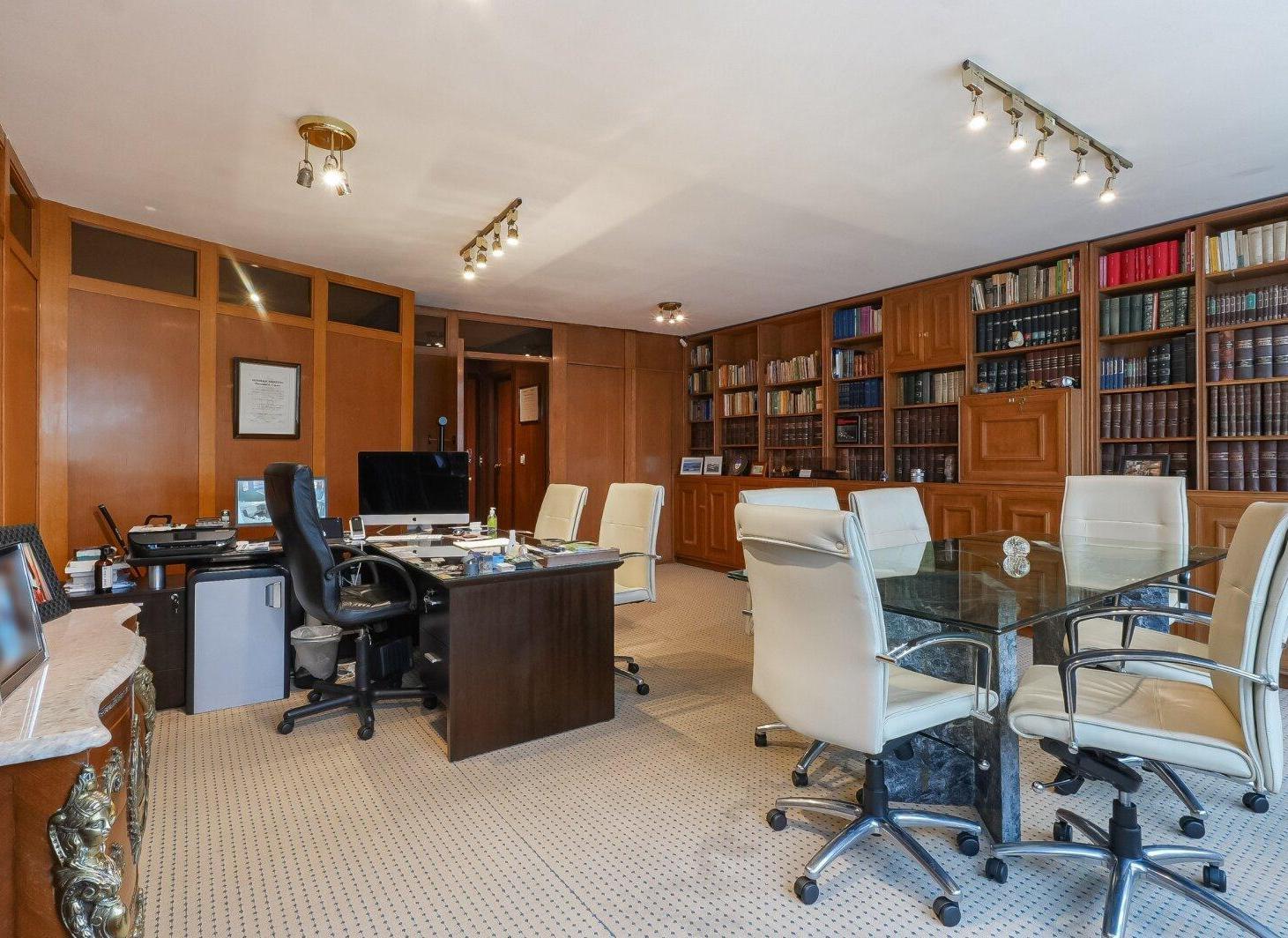 Foto de Venta Oficina de Categoría Muy Luminosa -Tribunales, imagen 3
