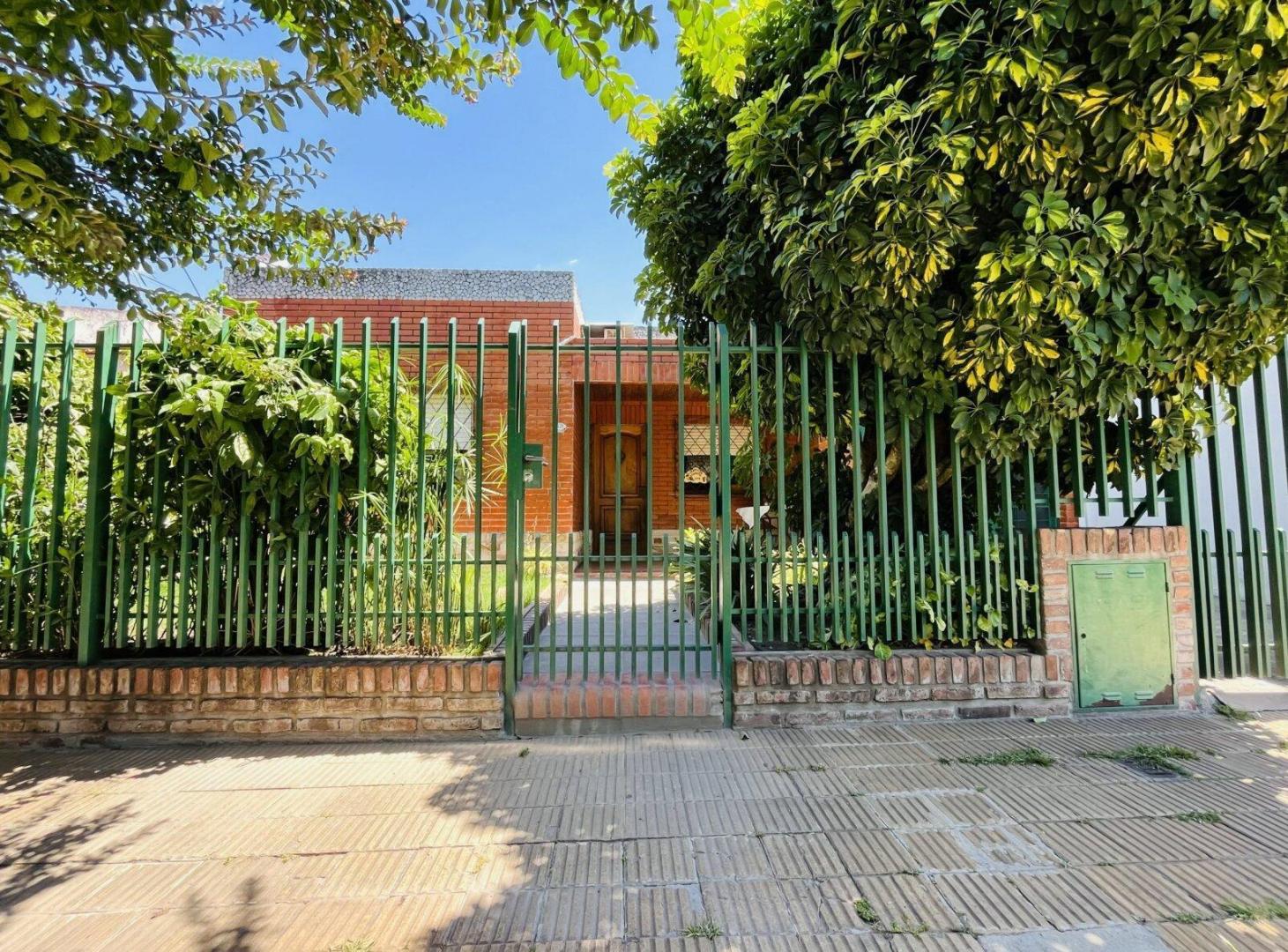 Foto de VENTA CASA LOTE PROPIO 3/4 ambientes, imagen 2