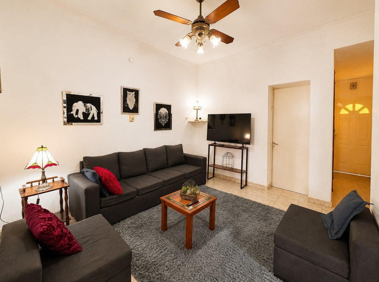 Foto de VENTA CASA 6 AMBIENTES JOSE C PAZ JARDIN Y COCHERA en UNA PLANTA, imagen 5