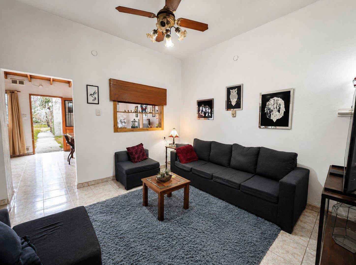 Foto de VENTA CASA 6 AMBIENTES JOSE C PAZ JARDIN Y COCHERA en UNA PLANTA, imagen 4