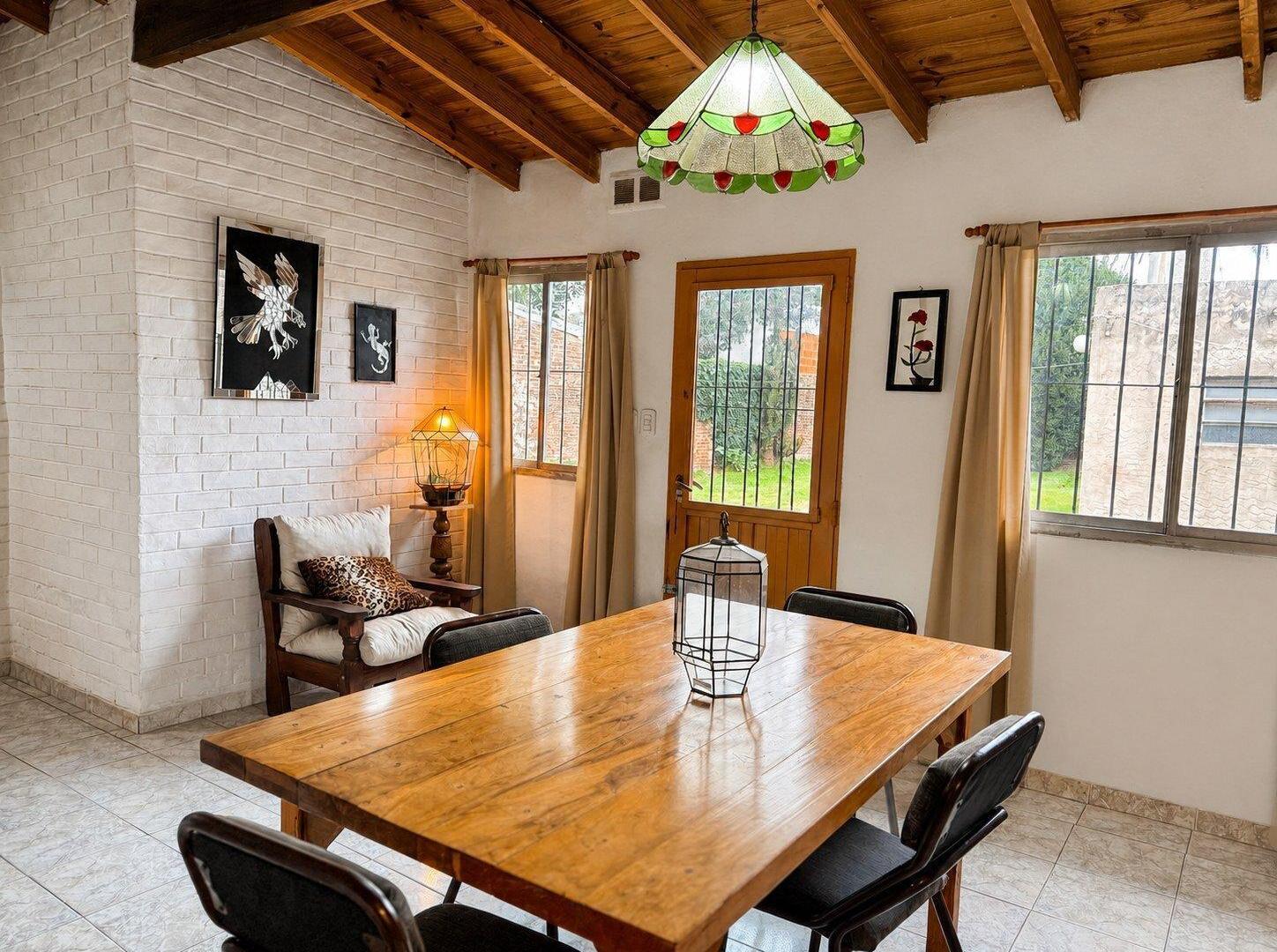 Foto de VENTA CASA 6 AMBIENTES JOSE C PAZ JARDIN Y COCHERA en UNA PLANTA, imagen 2