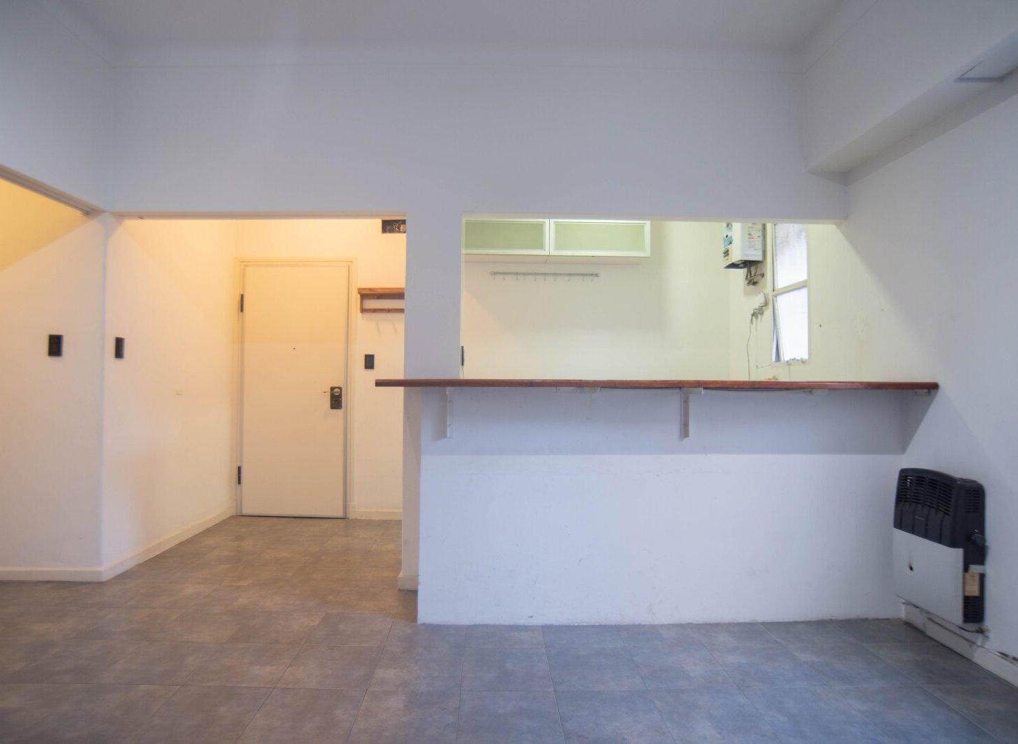 Foto de Venta de 2 Ambientes Luminoso y Tranquilo en Zona Residencial - Villa, imagen 4