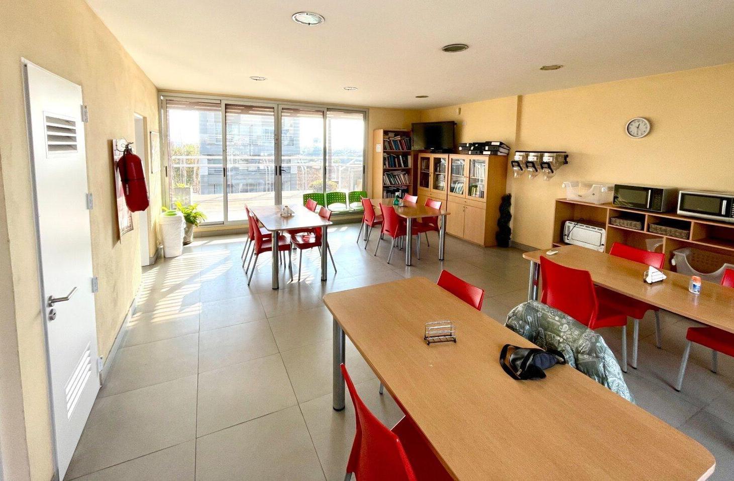 Foto de Venta Oficina Vicente Lopez Florida 5 plantas Av. San Martin a 30m de, imagen 3