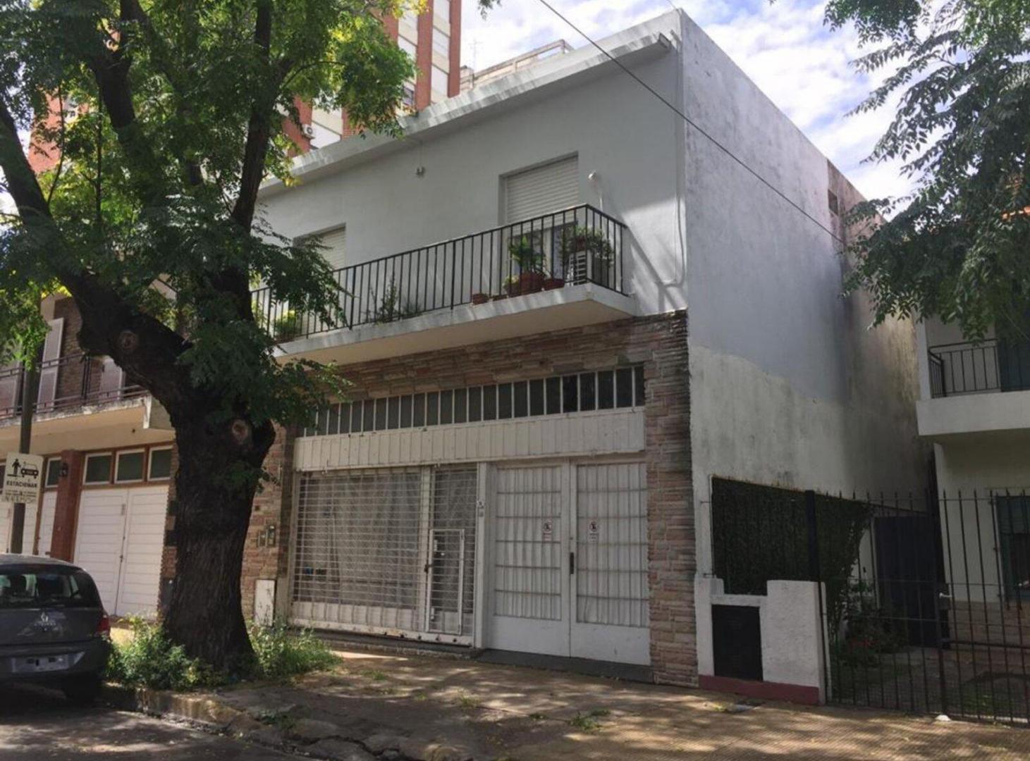 Foto de Local con Deposito Martinez. Oficina Vestuarios, imagen 3