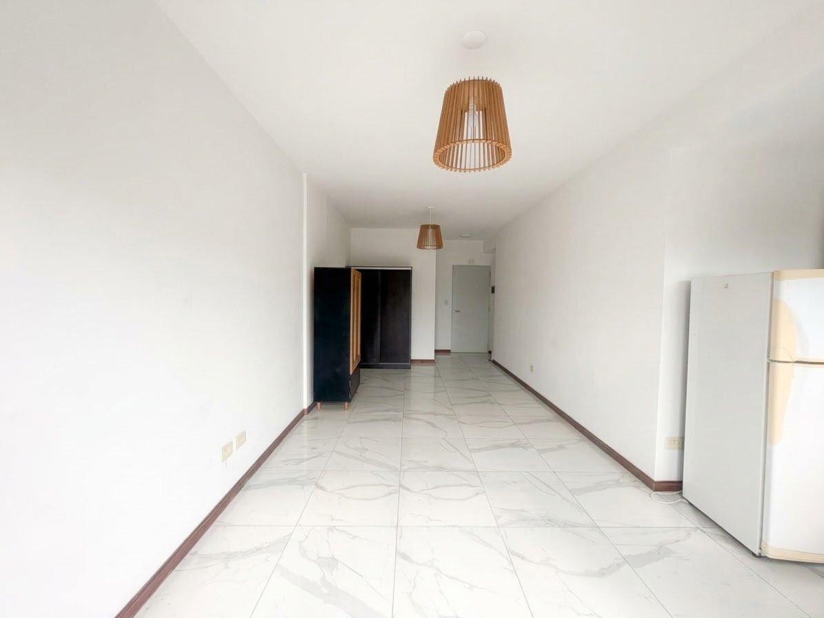 Foto de VENTA ABASTO MONOAMBIENTE CON TERRAZA PROPIA., imagen 4