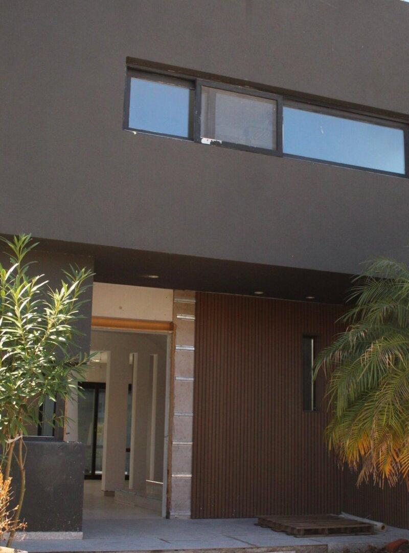 Foto de Barrio El Yacht , Nordelta | Casa a estrenar de 9 ambientes, imagen 1