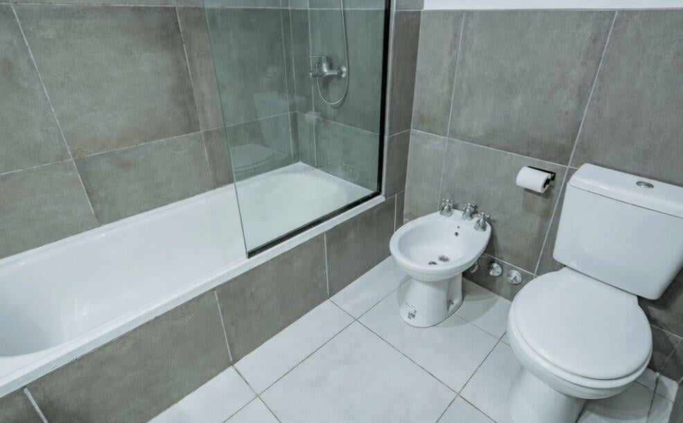 Foto de VENTA MONOAMBIENTE CON BALCÓN - APTO PROFESIONAL - FLORIDA, imagen 4