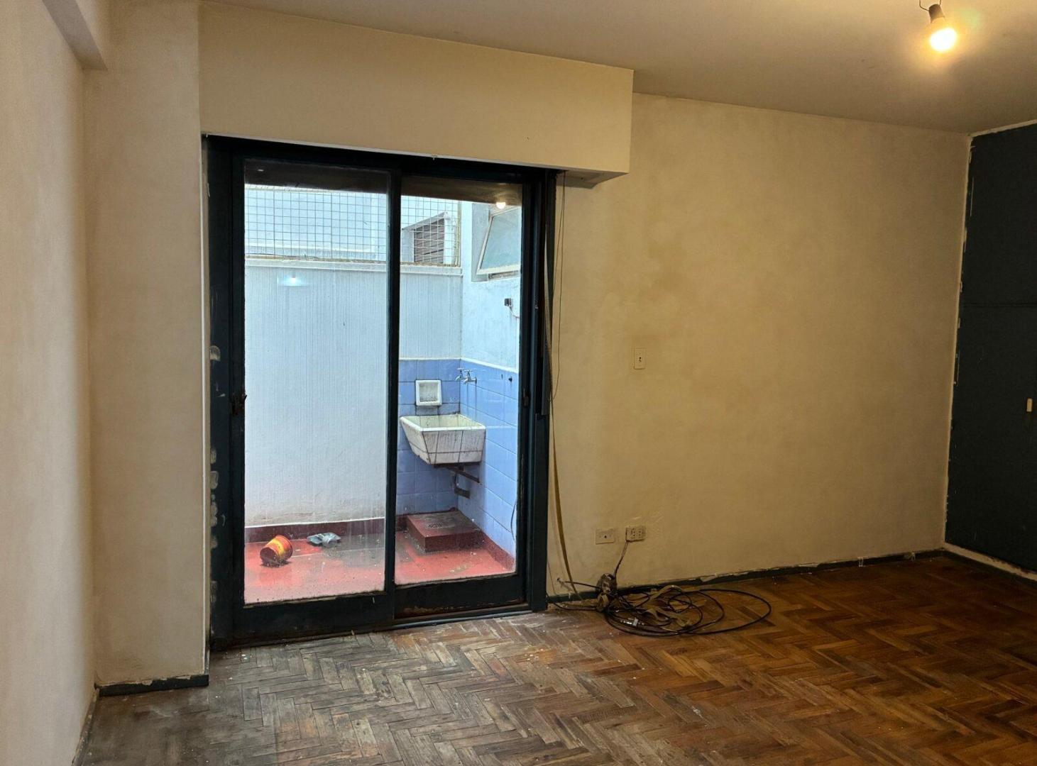 Foto de Monoambiente a refaccionar en Almagro apto crédito y profesional, imagen 1