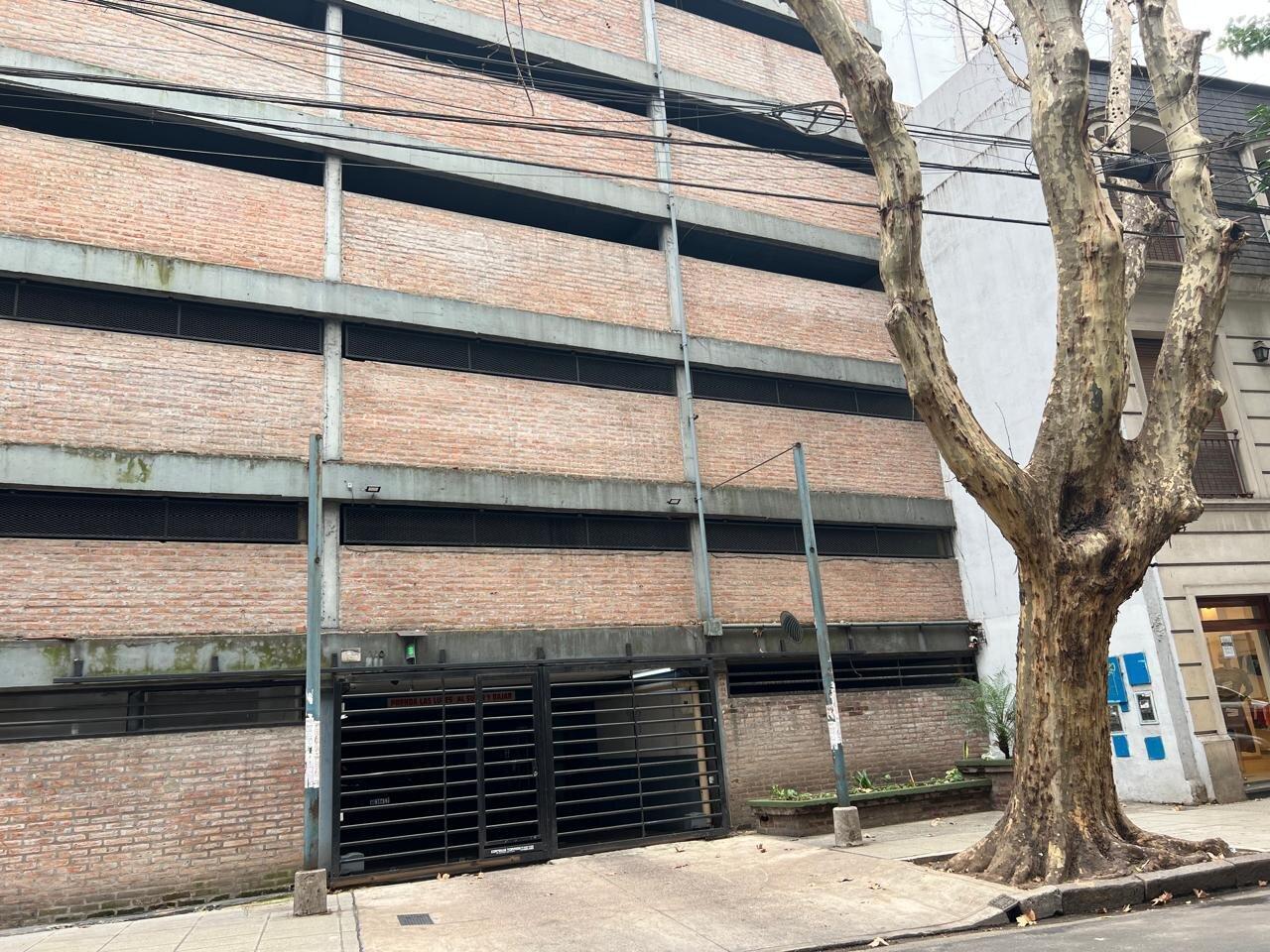 Foto de Venta Cochera privada Laprida Recoleta, imagen 3