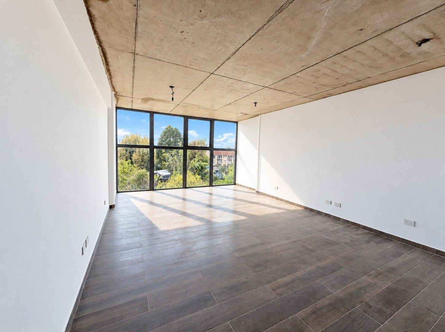 Foto de OFICINA EN VENTA CON COCHERA EN PILAR | 40,89 M² | PANAMERICANA KM 54, imagen 1