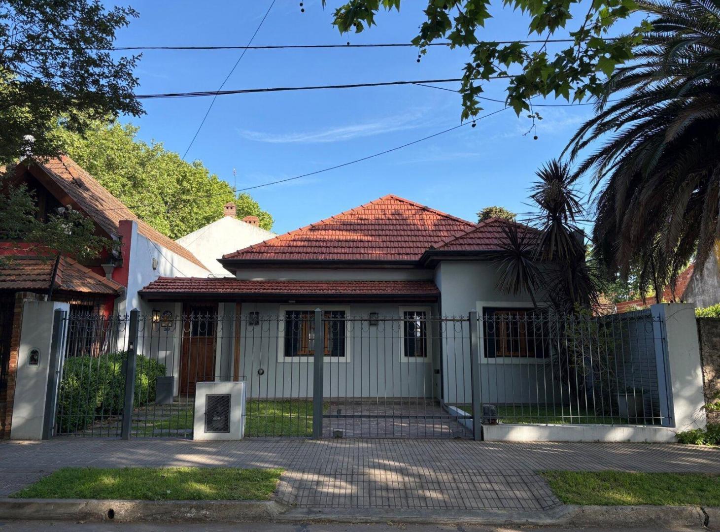 Foto de Casa en venta en Florida, una planta, 2 dormitorios, jardín y pileta, imagen 4