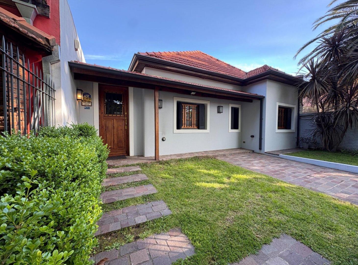 Foto de Casa en venta en Florida, una planta, 2 dormitorios, jardín y pileta, imagen 3
