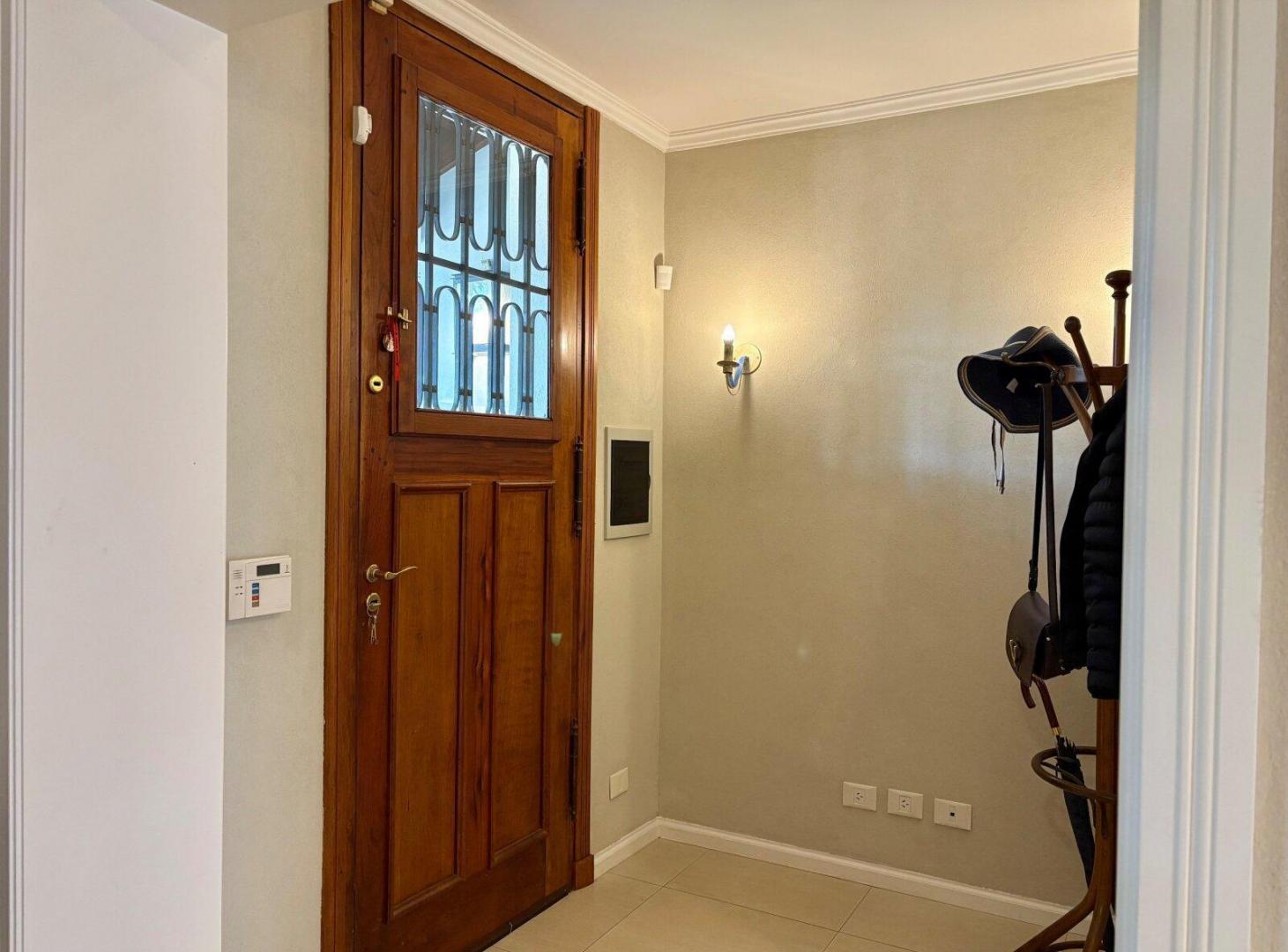 Foto de Casa en venta en Florida, una planta, 2 dormitorios, jardín y pileta, imagen 5