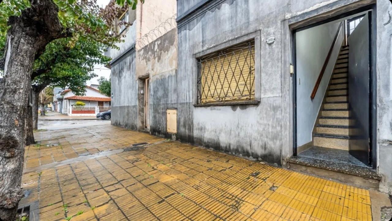 Foto de Venta 2 casas Independientes y local comercial o deposito, imagen 2
