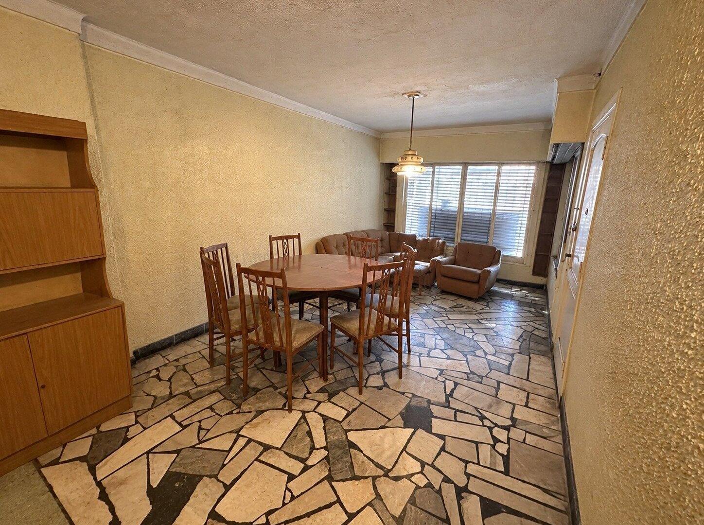 Foto de Venta casa con 2 viviendas, piscina y cochera. Florida, Vicente Lopez., imagen 2