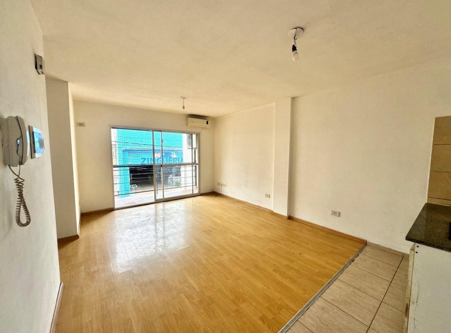 Foto de VENTA DEPTO SAN FERNANDO 2 AMB C/COCHERA/BALCON Y BAULERA BAJAS EXPENSAS, imagen 5