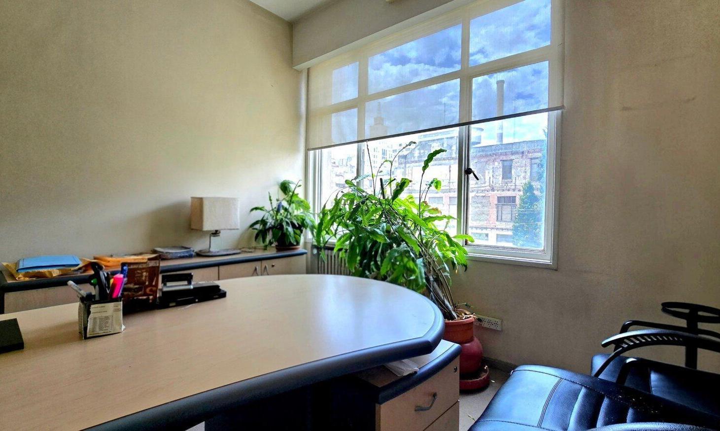 Foto de VENTA OFICINA AMUEBLADA MICROCENTRO EXCELENTE UBICACION, imagen 5